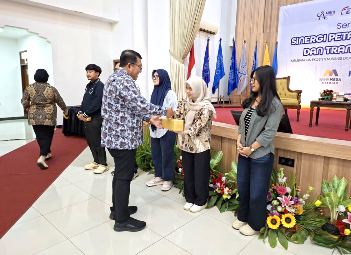 Acara Seminar Nasional DPK APINDO Kabupaten Bogor Kolaborasi dengan Universitas Satya Negara Indonesia (USNI) Kampus A, USNI Pondok Indah Jakarta Selatan